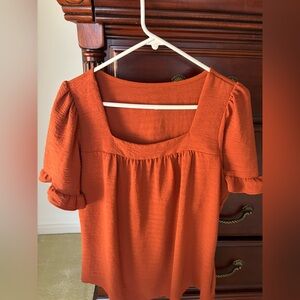 Women's Rust top